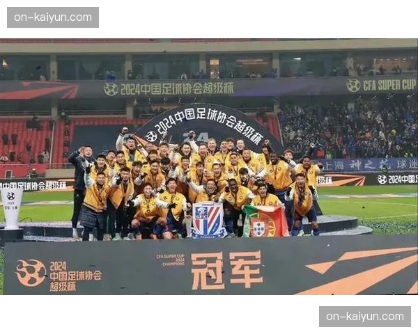 上海申花1-0小胜上海海港，赢得本赛季首场上海德比